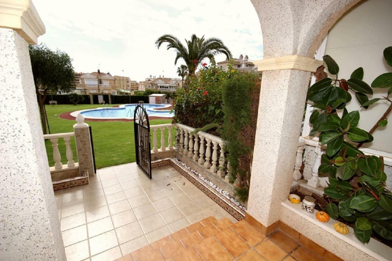 Bungalow Torrevieja Argonautas Екстер'єр фото